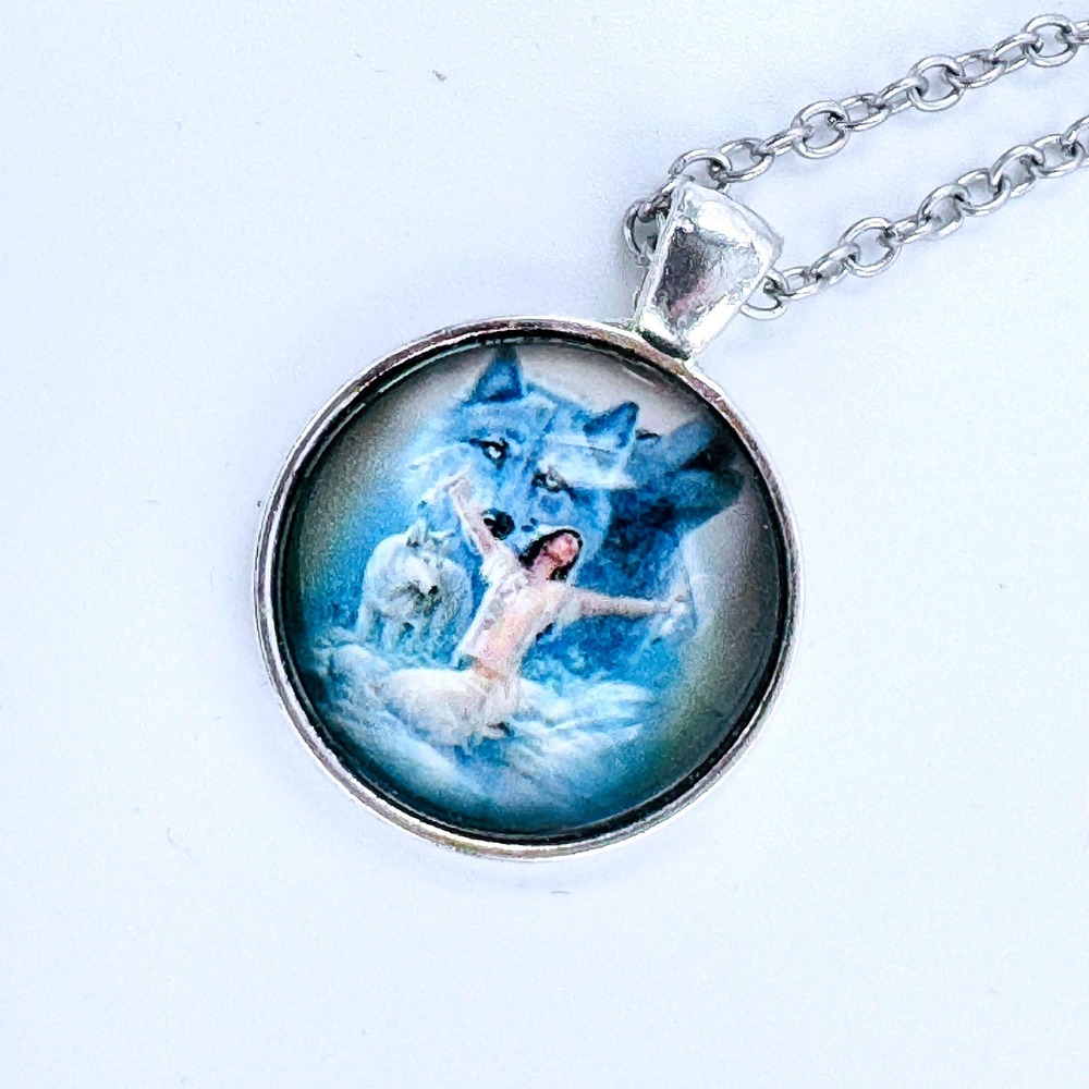 Wolf and Woman Pendant Necklace Silver Tone Chain Unique Fantasy Art‎ Jewelry